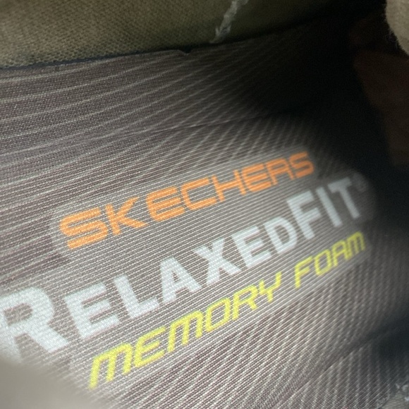 Skechers Men's green Sneakers suede 10.5 casual office retro vacation Y2K relax - Picture 12 of 14